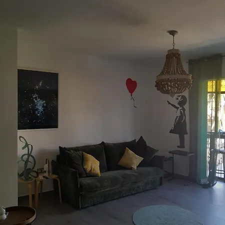 El Apartment