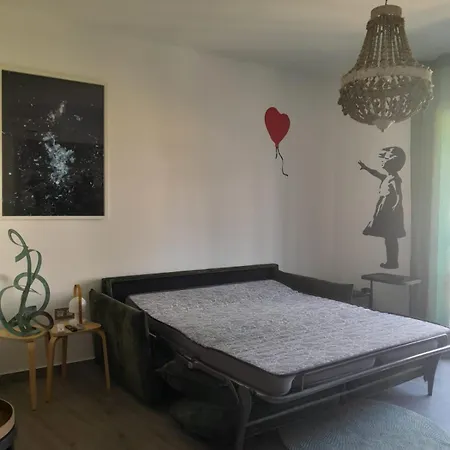 El Apartment *
